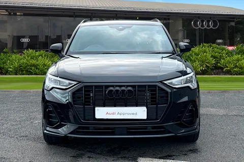 PX75YVO Audi Q3 Black Edition 35 TFSI 150 PS S tronic Thumbnail #6