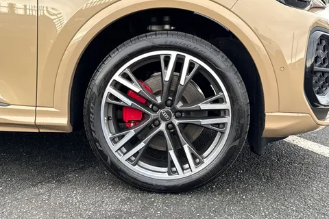 PX75WNG Audi Q5 SUV Edition 1 TDI quattro 204 PS S tronic Thumbnail #10