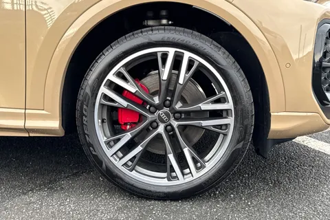 PX75WNG Audi Q5 SUV Edition 1 TDI quattro 204 PS S tronic Thumbnail #11