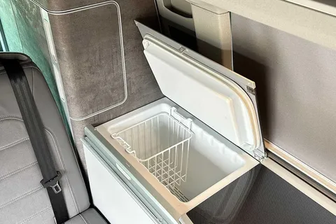 VU23MXO Volkswagen California 2.0 TDI Ocean 204 4dr 4MOTION 4X4 DSG-Great Spec! Thumbnail #53