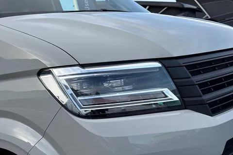 BT75EMF Volkswagen Crafter 2.0 TDI 177PS Commerce Plus High Roof Auto-Twin Slider Thumbnail #27