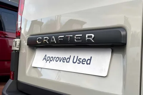 BT75EMF Volkswagen Crafter 2.0 TDI 177PS Commerce Plus High Roof Auto-Twin Slider Thumbnail #36