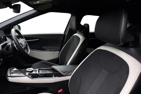 YR71VXW Kia Ev6 77.4kWh GT-Line Auto 5dr Thumbnail #11