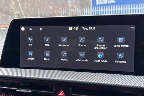 YR71VXW Kia Ev6 77.4kWh GT-Line Auto 5dr Thumbnail #12