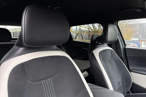 YR71VXW Kia Ev6 77.4kWh GT-Line Auto 5dr Thumbnail #21
