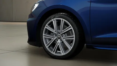  Audi A1 30 TFSI S Line 5dr S Tronic Thumbnail #4