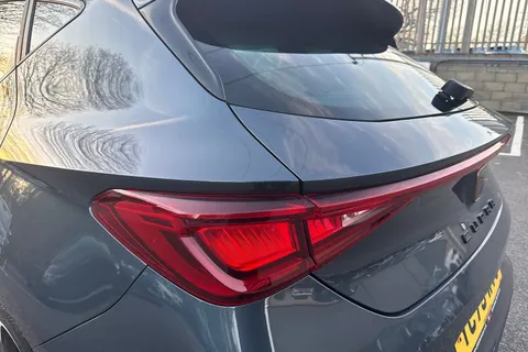 YC73WVU CUPRA Leon 1.4 eHybrid VZ2 5dr DSG Thumbnail #16