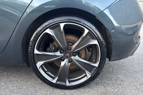 YC73WVU CUPRA Leon 1.4 eHybrid VZ2 5dr DSG Thumbnail #24