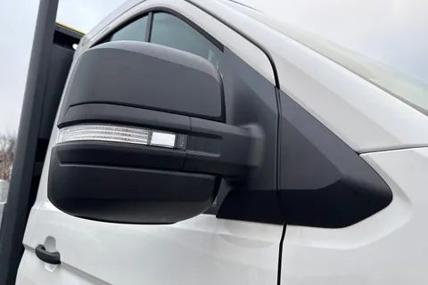 DC75EAA Volkswagen Crafter CR35 Single cab Dropside LWB 163 PS 2.0 TDI 6sp Manual RWD Thumbnail #28