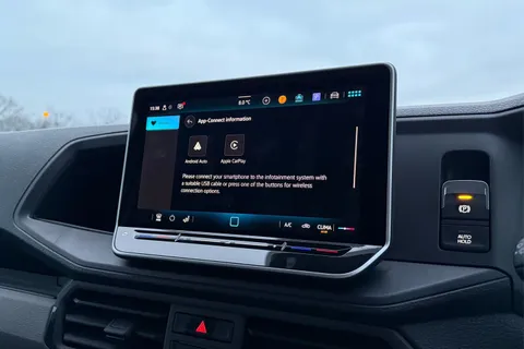 DC75EAA Volkswagen Crafter CR35 Single cab Dropside LWB 163 PS 2.0 TDI 6sp Manual RWD Thumbnail #48