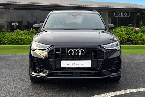 PX72YCR Audi Q3 Black Edition 40 TDI quattro 200 PS S tronic Thumbnail #6