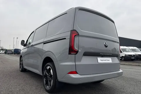 DC75FKU Volkswagen Transporter T28 Panel Van Commerce Pro SWB 150 PS 2.0 TDI 8sp Automatic Thumbnail #7