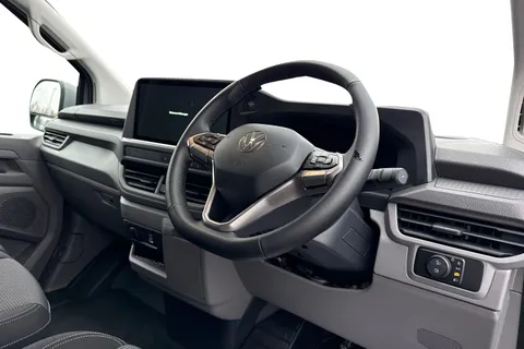 DC75FKU Volkswagen Transporter T28 Panel Van Commerce Pro SWB 150 PS 2.0 TDI 8sp Automatic Thumbnail #13