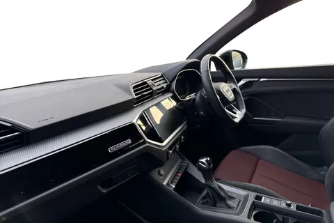 PX72YCR Audi Q3 Black Edition 40 TDI quattro 200 PS S tronic Thumbnail #15