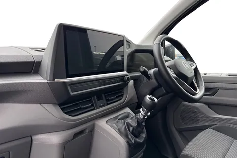 DC75FVM Volkswagen Transporter T28 Panel Van Commerce Pro SWB 150 PS 2.0 TDI 6sp Manual -  Delivery Miles Thumbnail #15