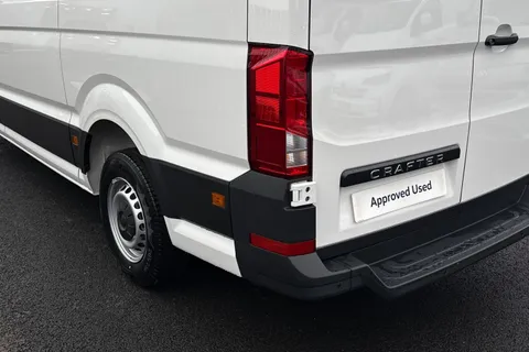 MF75FCX Volkswagen Crafter 2.0 TDI 140PS Commerce High Roof Van Auto Thumbnail #16