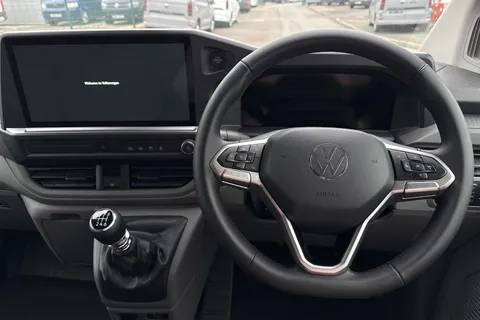 DC75FVM Volkswagen Transporter T28 Panel Van Commerce Pro SWB 150 PS 2.0 TDI 6sp Manual -  Delivery Miles Thumbnail #18