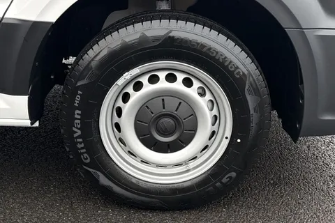 MF75FCX Volkswagen Crafter 2.0 TDI 140PS Commerce High Roof Van Auto Thumbnail #24