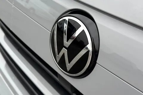 DC75FKU Volkswagen Transporter T28 Panel Van Commerce Pro SWB 150 PS 2.0 TDI 8sp Automatic Thumbnail #28