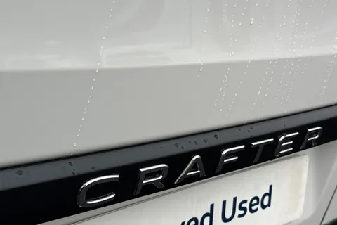 MF75FCX Volkswagen Crafter 2.0 TDI 140PS Commerce High Roof Van Auto Thumbnail #27