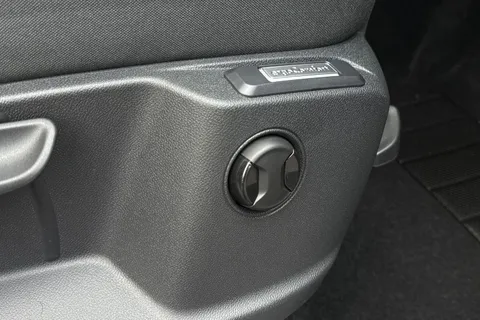 MF75FDK Volkswagen Caddy Maxi C20 Caddy Cargo Commerce Pro Maxi 122 PS 2.0 TDI 7sp DSG Thumbnail #28