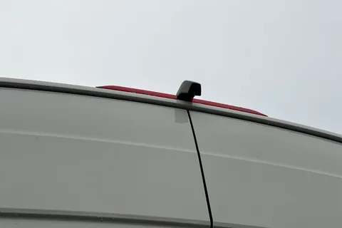 MF75FCX Volkswagen Crafter 2.0 TDI 140PS Commerce High Roof Van Auto Thumbnail #30