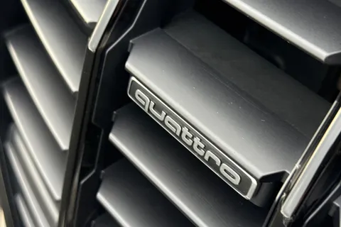 PX72YCR Audi Q3 Black Edition 40 TDI quattro 200 PS S tronic Thumbnail #34