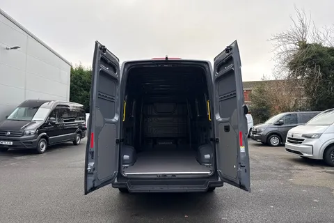 MF75FCM Volkswagen Crafter CR35 Panel van Commerce Plus LWB 140 PS 2.0 TDI 6sp Manual FWD Thumbnail #31