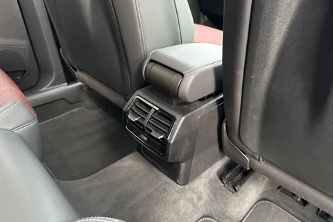 PX72YCR Audi Q3 Black Edition 40 TDI quattro 200 PS S tronic Thumbnail #41