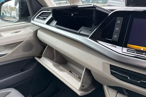 DG25EWT Volkswagen California 1.5 TSI eHybrid Ocean 5dr 4MOTION DSG Thumbnail #48