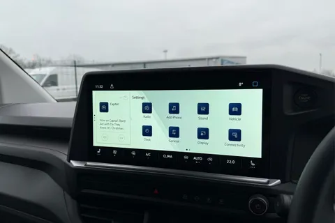 DC75FVM Volkswagen Transporter T28 Panel Van Commerce Pro SWB 150 PS 2.0 TDI 6sp Manual -  Delivery Miles Thumbnail #45