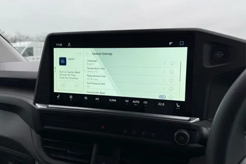 DC75FVM Volkswagen Transporter T28 Panel Van Commerce Pro SWB 150 PS 2.0 TDI 6sp Manual -  Delivery Miles Thumbnail #52