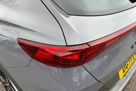 DG71ZXR CUPRA Formentor 1.4 eHybrid 12.8kWh VZ2 DSG Euro 6 (s/s) 5dr Thumbnail #8