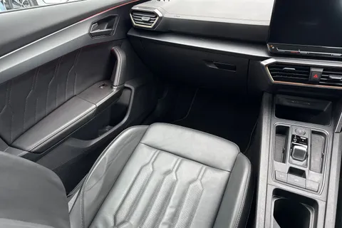 DG71ZXR CUPRA Formentor 1.4 eHybrid 12.8kWh VZ2 DSG Euro 6 (s/s) 5dr Thumbnail #20