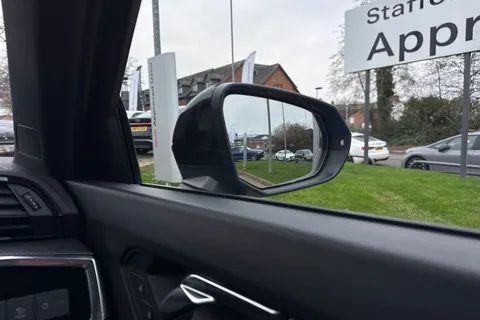 WR22USW Audi Q3 Black Edition 35 TFSI  150 PS 6-speed Thumbnail #22