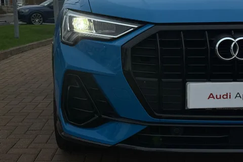 WR22USW Audi Q3 Black Edition 35 TFSI  150 PS 6-speed Thumbnail #29