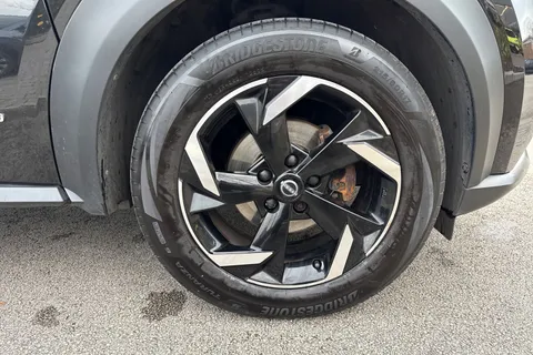 MJ23ZGN Nissan Juke 1.6 N-Connecta Auto Euro 6 5dr Thumbnail #10