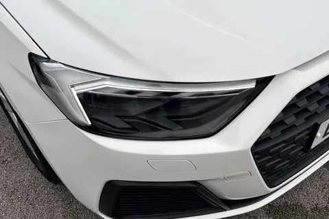 LO69UMD Audi A1 1.0 TFSI 25 Technik Sportback Euro 6 (s/s) 5dr Thumbnail #9