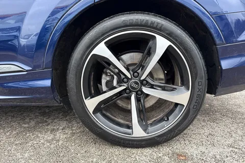 PY23JTX Audi Q7 3.0 TDI V6 50 Black Edition Tiptronic quattro Euro 6 (s/s) 5dr Thumbnail #12