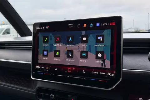 DF75ZNR Volkswagen ID. Buzz GTX SWB 340 PS 79 kWh Pro Electric Automatic - Heat Pump Thumbnail #47