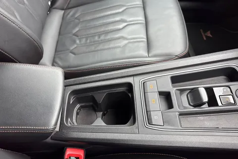 DG71ZXR CUPRA Formentor 1.4 eHybrid 12.8kWh VZ2 DSG Euro 6 (s/s) 5dr Thumbnail #51