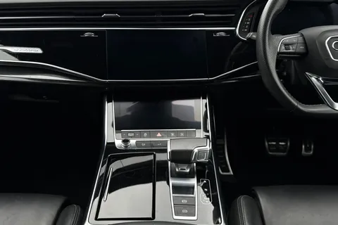 PY23JTX Audi Q7 3.0 TDI V6 50 Black Edition Tiptronic quattro Euro 6 (s/s) 5dr Thumbnail #37