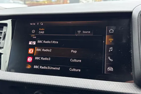 LO69UMD Audi A1 1.0 TFSI 25 Technik Sportback Euro 6 (s/s) 5dr Thumbnail #39