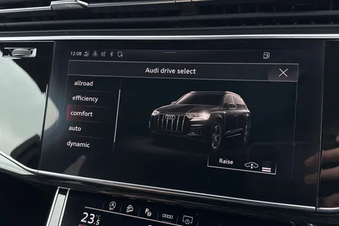 PY23JTX Audi Q7 3.0 TDI V6 50 Black Edition Tiptronic quattro Euro 6 (s/s) 5dr Thumbnail #45