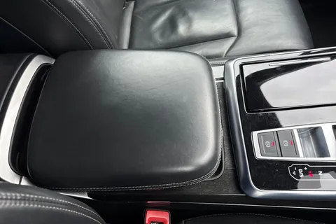 PY23JTX Audi Q7 3.0 TDI V6 50 Black Edition Tiptronic quattro Euro 6 (s/s) 5dr Thumbnail #49