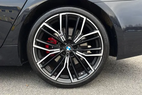 MH22JYE BMW 5 Series 2.0 520d MHT M Sport Steptronic Euro 6 (s/s) 4dr Thumbnail #11