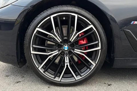 MH22JYE BMW 5 Series 2.0 520d MHT M Sport Steptronic Euro 6 (s/s) 4dr Thumbnail #12