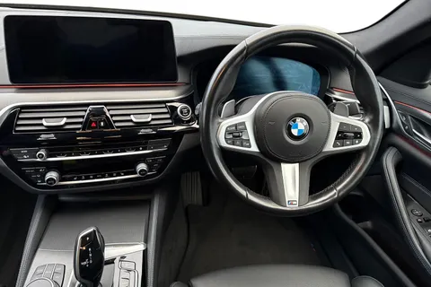 MH22JYE BMW 5 Series 2.0 520d MHT M Sport Steptronic Euro 6 (s/s) 4dr Thumbnail #18