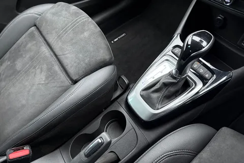 BW21WVU Vauxhall Crossland 1.2 Turbo Ultimate Nav Auto Euro 6 (s/s) 5dr Thumbnail #23