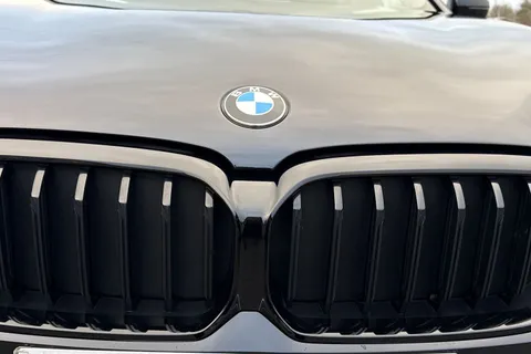 MH22JYE BMW 5 Series 2.0 520d MHT M Sport Steptronic Euro 6 (s/s) 4dr Thumbnail #27